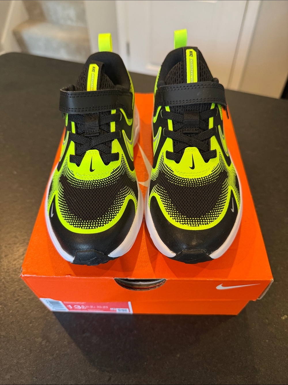 NIB Boys’ Nike Cosmic Runner Sneaker (13.5)